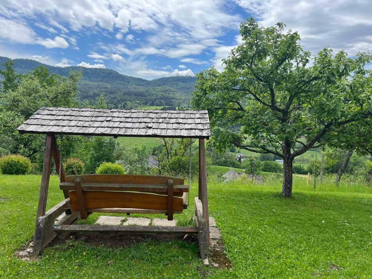 Charmantes Ferienhaus In Bester Lage Keutschach am See Buitenkant foto